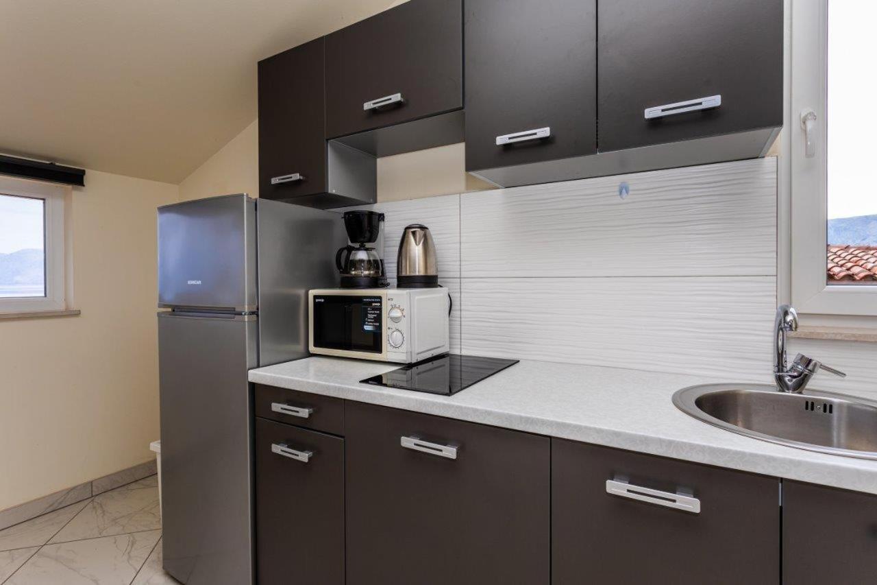 Domagoj D&D, Baska Apartment Luaran gambar